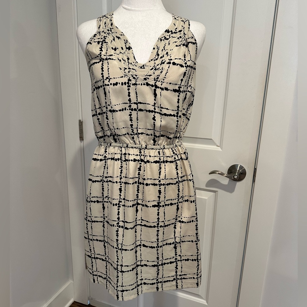 Loft sleeve above the knee dress